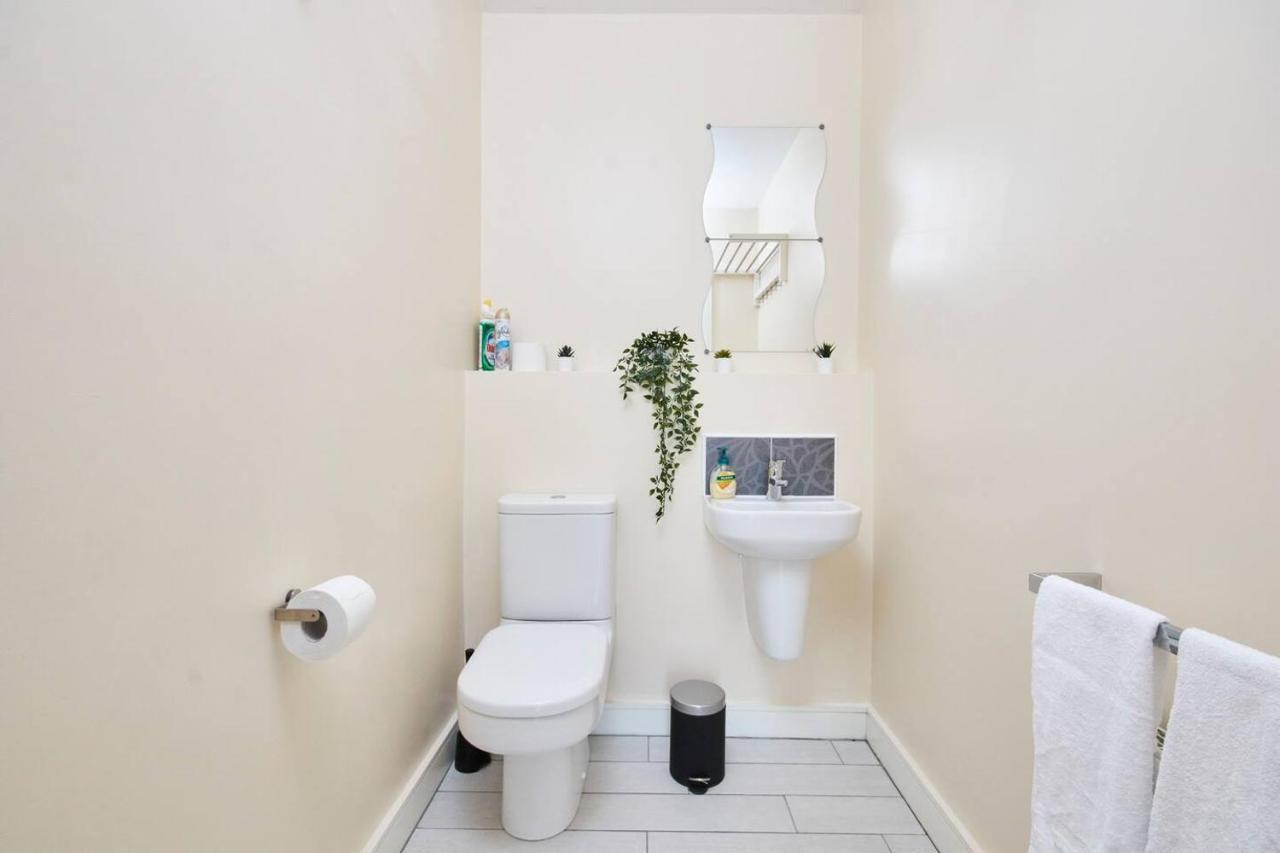Stylish City Centre House - Parking & Garden Sheffield Luaran gambar